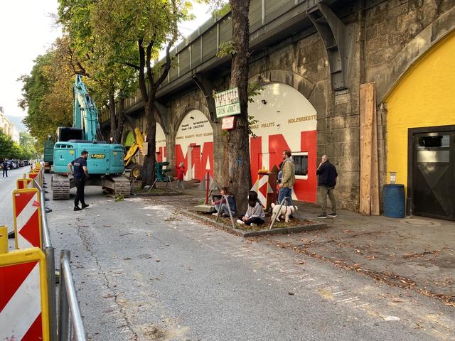 Protestaktion in der Ing.-Etzel-Straße.