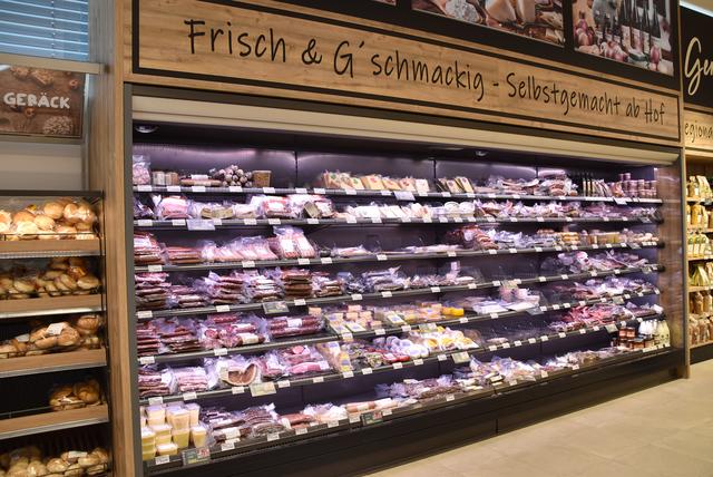 Auch die Trockenware von heimischen Produzenten wird gekühlt. | Foto: Koller