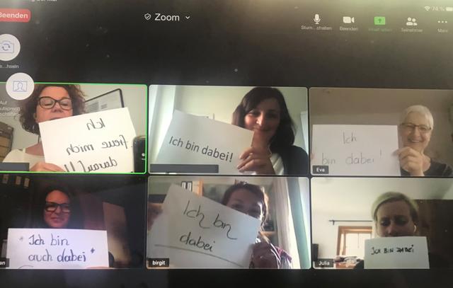 Via Zoom geht es für die Frauen in die Kurse, denn gemeinsam lernt es sich einfach leichter.