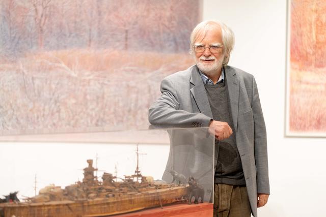 Ulrich Gansert bei der Ausstellungseröffnung in der Kunsthalle Leoben