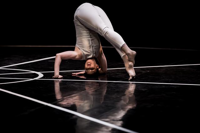 Tanzproduktion "Čipka" Fotographien : Fanni Tutek Hajnal | Foto: fanni Tutek Hajnal
