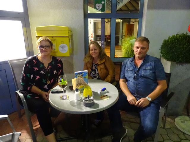 Michaela Fauland mit Magarita und Manfred Mayerhofer