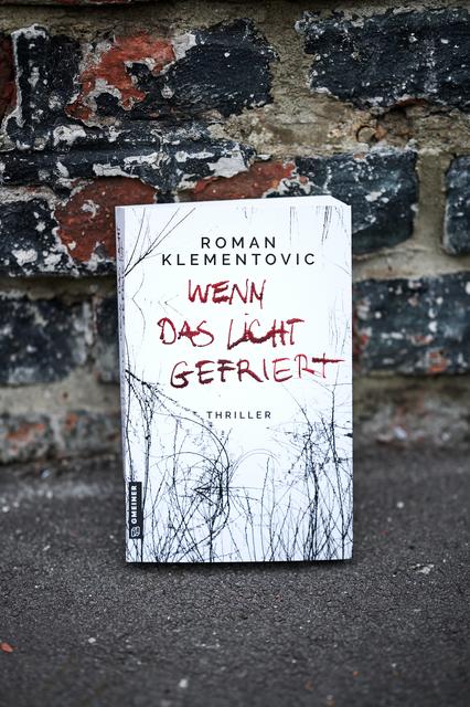 "Wenn das Licht gefriert" von Roman Klementovic ist auf dem Weg zum Bestseller.