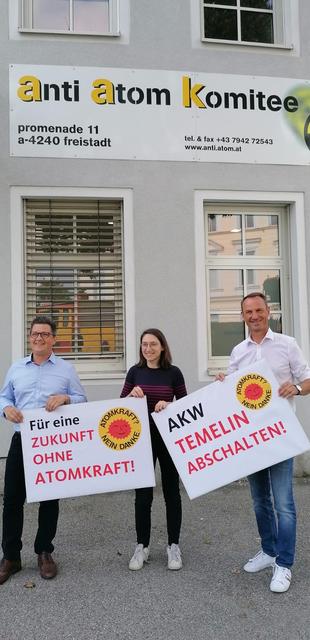 Von links: Landtagsabgeordneter Michael Lindner, Nationalratsabgeordnete Julia Herr und Bundesrat Dominik Reisinger.  | Foto: SPÖ, Sabine Schwandner