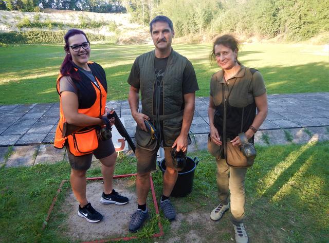 Raphaela Summerauer, Trainer Josef Dorn, Charlotte Divis.