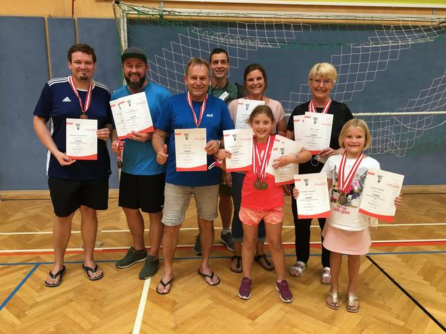 Die erfolgreichen "Federballer" vom ASKÖ Badminton in Enns.