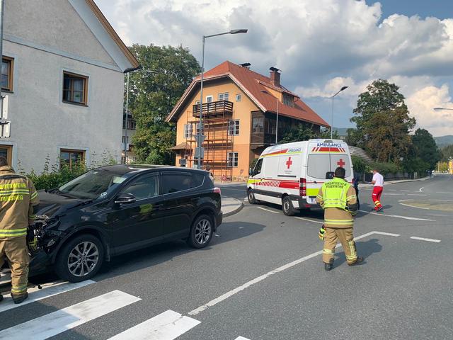Der Unfall passierte beim Kreisverkehr.