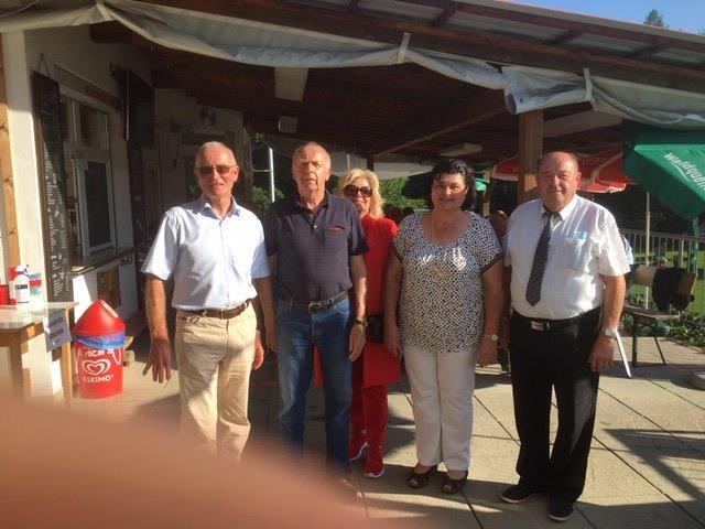 Beim Sommerausklang: Werner Gradwohl, Hans Bunder, Gerti Manninger, Bgm. a.D. Rudi Pfneisl | Foto: Werner Gradwohl