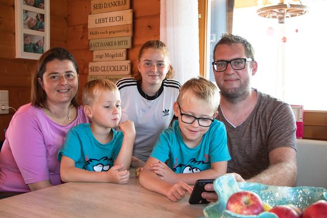 Nicole, Ben, Jana, Tim und Florian geben die Hoffnung nicht auf und kämpfen weiter.