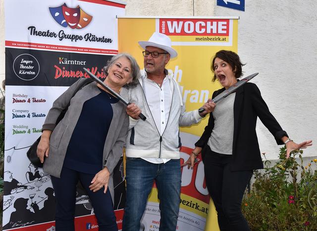 Viel Spaß beim exzellent-schaurigen Hochzeitsschmaus im Lerchenhof hatten auch Christian, Daniela und Christina Assek.
