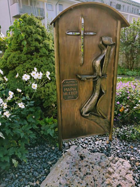 Kunstschmied Urban Unger aus Terfens hat die Skulptur entworfen.