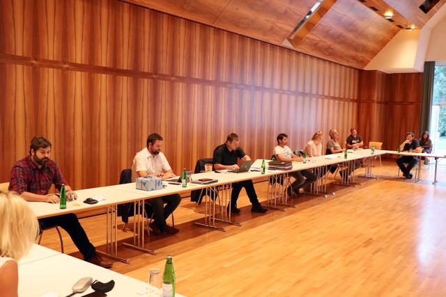 Bei der Gemeinderatssitzung am 17. September im Landecker Stadtsaal wurde nochmals der Eklat und der SPÖ-Auszug bei der vorherigen Sitzung Thema.  | Foto: Othmar Kolp