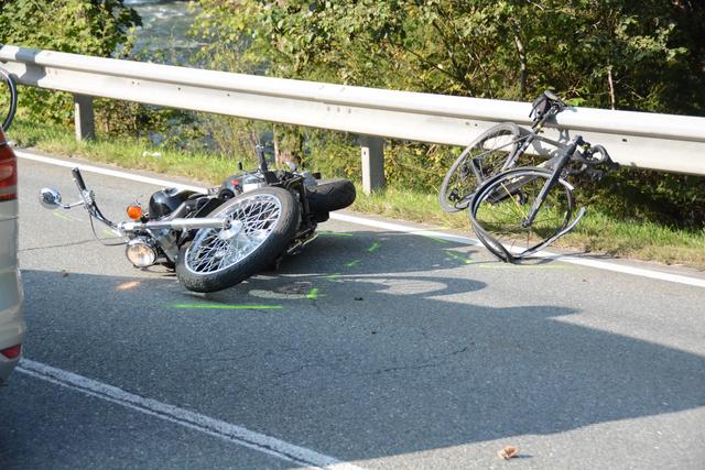 Schwere Schäden nach einem Unfall in Itter.