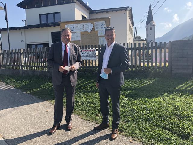Landesrat Daniel Fellner mit Bürgermeister Lukas Wolte