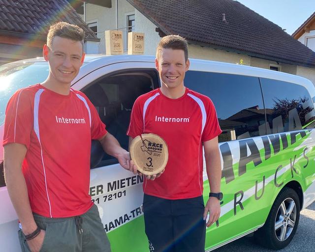 Das Team Internorm mit dem Putzleinsdorfer Patrick Katzinger (r.) und Michael Pusch (l.) aus St. Martin ist beim Race around Niederösterreich Dritter geworden.
