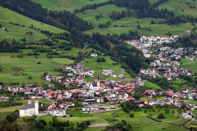 Nach positiven Corona-Fällen: In Fließ-Dorf wurde der Kindergarten und die Kinderkrippe behördlich geschlossen. | Foto: Günter Kramarcsik