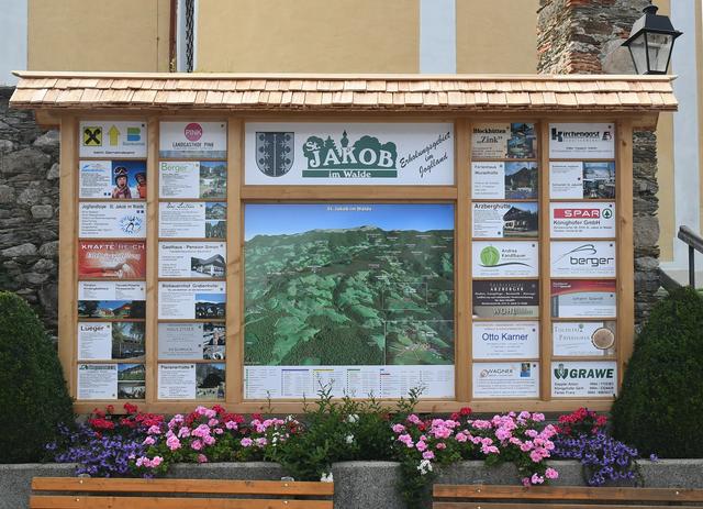 Die neue Werbetafel in St. Jakob im Walde. | Foto: Josef Zingl
