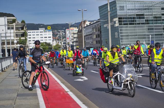 Am Samstag gehört Linz für kurze Zeit einzig und alleine den RadfahrerInnen. | Foto: BRS