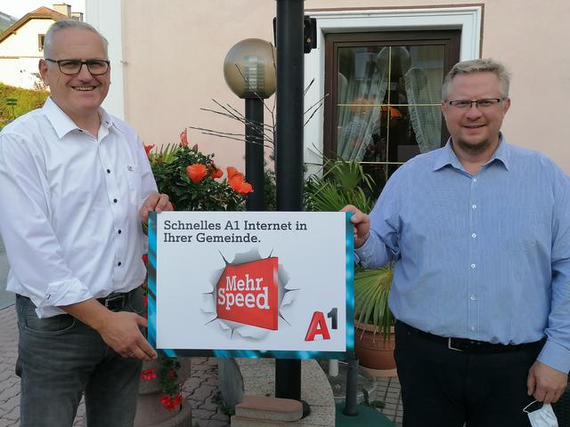 Paul Galuska, Infrastructure GEO seller A1 Telekom Austria AG und Bürgermeister Michael Göschelbauer