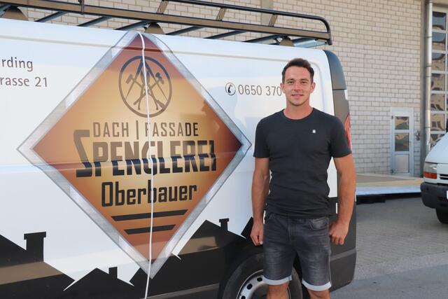 Thomas Oberbauer hat seit drei Jahren einen Spenglerbetrieb mit mehreren Mitarbeitern in Schärding. 