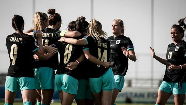Österreichs Frauen-Nationalteam bejubelten einen 5:0-Sieg in Kasachstan - den fünften Sieg im fünften Spiel. | Foto: ÖFB/Glanzl