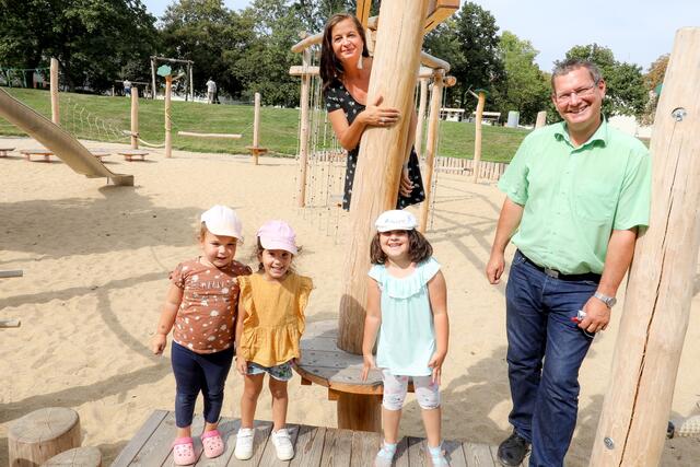Für Kinder und Jugendliche gibt es jetzt in der Tetmajergasse einen Abenteuerspielplatz.  | Foto: BV21
