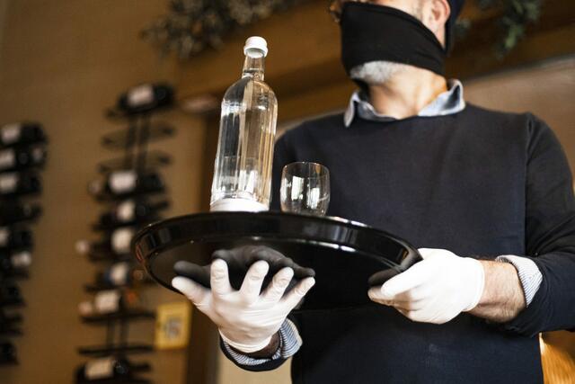 Trotz zahlreicher Schutzmaßnahmen und Initiativen muss die Gastro eine Sperrstunde mit 22 Uhr akzeptieren.