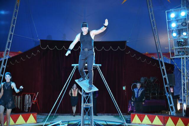 Atemberaubende Artistik wird beim Circus Althoff geboten. Dieser gastiert von 9. bis 11. Oktober in Ybbs.