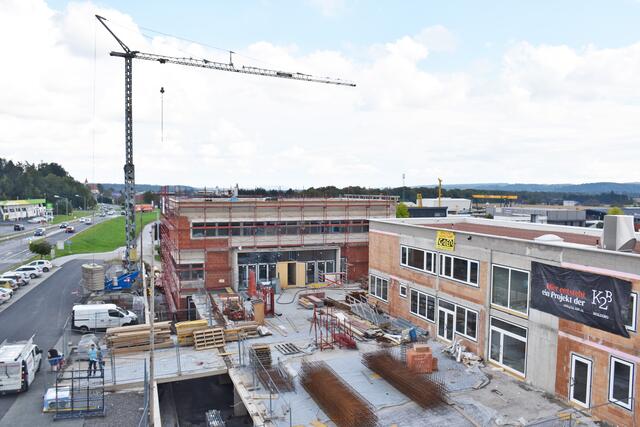 Das neue Gemeindeamt in Söding-St. Johann wächst, die Fertigstellung ist im Frühjahr 2021 geplant.