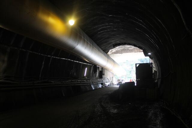 Ob es Licht am Ende des Brenner Basistunnels gibt?