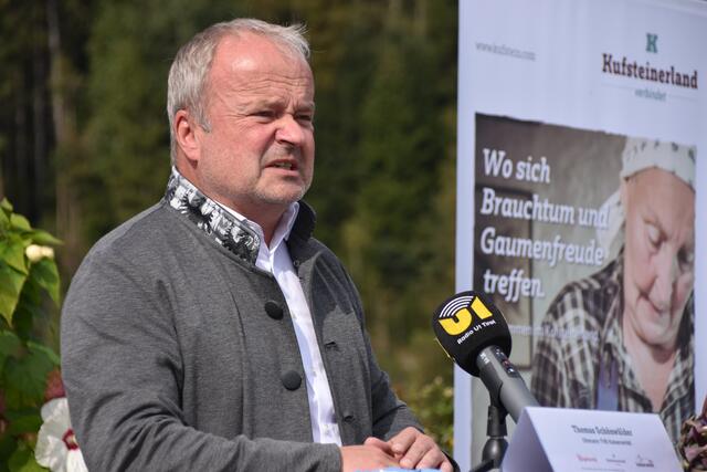 Thomas Schönwälder (Geschäftsführer TVB Kaiserwinkl) ortet eine "punktgenaue Landung". Die Zeit sei "reif für so ein Projekt".  | Foto: Barbara Fluckinger