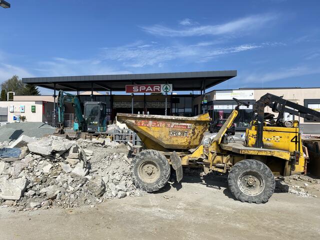 Der Spar-Supermarkt beim Kreisverkehr in Preding wird komplett erneuert.