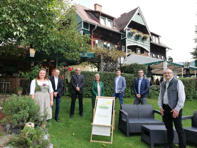 Birgit Preschan (Kassier), Klaus Friedl (Fachgruppenobmann Gastronomie WK Steiermark), Thomas Stadtegger (Obmann-Stv.), Hannelore Wölfler (Obfrau), Michael Rössl (Kassaprüfer), Sven Raters (Schriftführer), Josef Monschein (Kassier-Stv.)