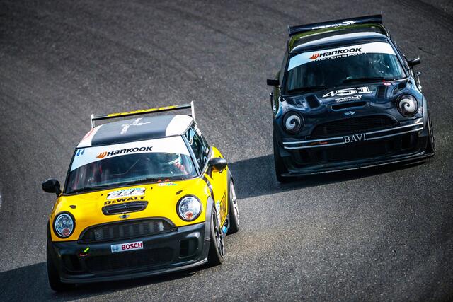 Ötztaler Bleifüße: Markus Karlinger (links) und Viktor Bacher gaben am Salzburgring Vollgas.