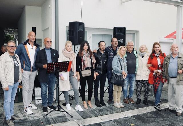Friedl Würcher Udo Wenders, Otto Retzer, Martina Klementin, Nora Lisa , Buzgi Buchacher und Wilfried Wiederschwinger