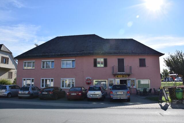 Das Kino und Cafe Diwald wird zugesperrt | Foto: Josef Strohmeier