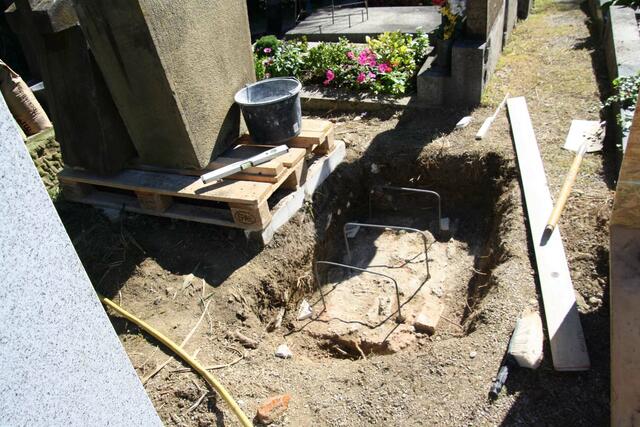 Ein neues, bewehrtes Beton-Fundament wird errichtet | Foto: Universalmuseum Kierling