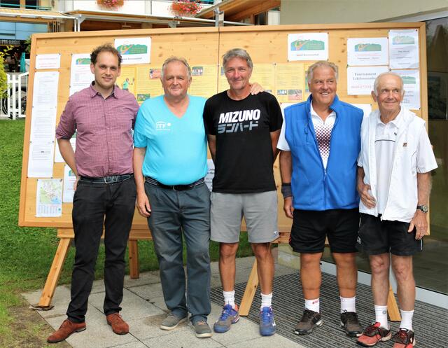 Erland Palle, Siegfried Palle, Manfred Hundstorfer , Helge Alberecht – Turnierdirektor, Peter Pokorny | Foto: Privat/ITF Turnier