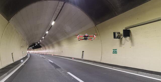 Die Landecker Feuerwehr übte im Pianner- und Quadratscher Tunnel die vielfältigen Einsatzmöglichkeiten einer Drohne. | Foto: Feuerwehr Landeck