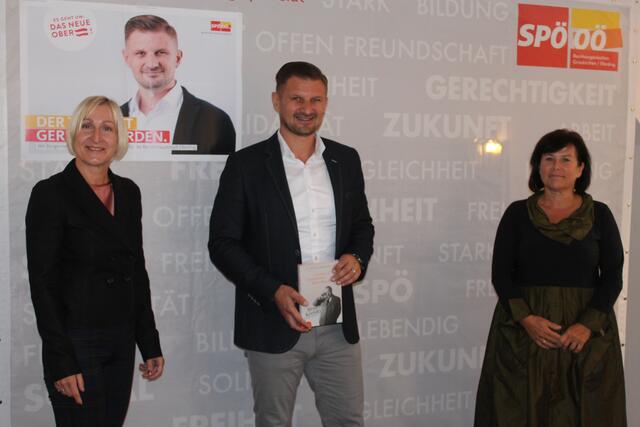 SP-Vizebürgermeisterin Jutta Kepplinger, Bürgermeister-Kandidat Christian Penn und SPÖ-Landeschefin Birgit Gerstorfer.