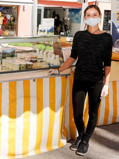 Maskenpflicht herrscht auch auf dem beliebten Lienzer Stadtmarkt in der Messinggasse.