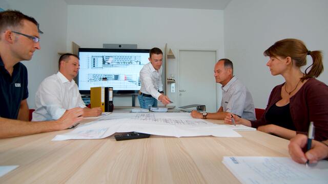 100 Jahre EBG: Das Traditionsunternehmen blickt auf eine bewegte ...