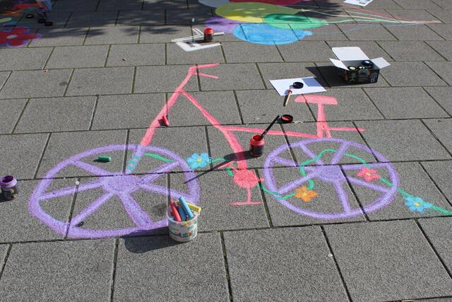 Das Borg beteiligte sich an der Aktion "Blühende Straßen". | Foto: Borg Ried