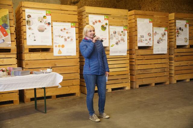 Barbara Kaiblinger informierte über die Schweinezucht.