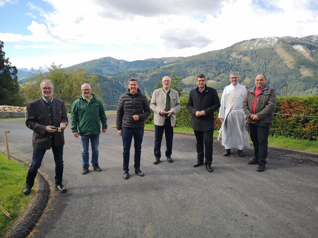 Verkehrsfreigabe; Hans Ramsbacher, Oliver Dienesch, Daniel Fellner, Franz Eder, Martin Gruber, Adolf Wirnsberger und Alfred Winkler