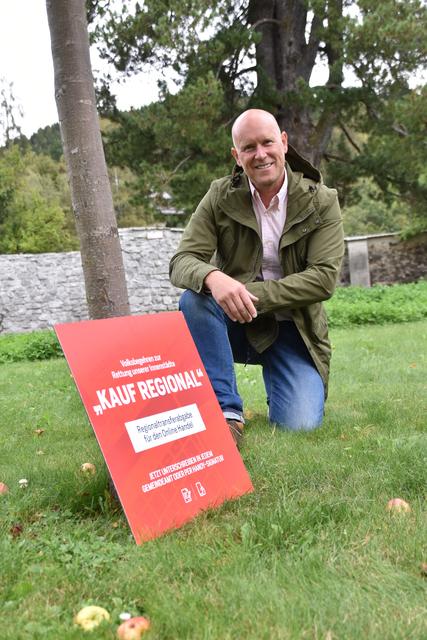 Eduard Egger aus Tamsweg, Angestellter, 50 Jahre alt: "Mit 'Kauf Regional' streben wir die Auflösung des Wettbewerbsnachteils des regionalen Handels an", sagt er.