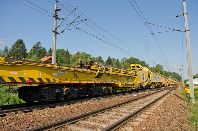 Achtung an alle Pendler: Vom 5. Oktober bis zum 13. November gibt es einen Schienenersatzverkehr. | Foto: ÖBB Zenger 