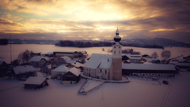 Die Stille-Nacht-Gemeinde Lamprechtshausen im Winterkleid. | Foto: Michael Herzog