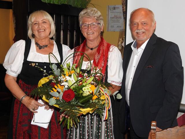 KLM Obfrau Stellvertreterin Maria Tarkusch, Inge Mairitsch und Landesobmann Heimo Schinnerl (von links)