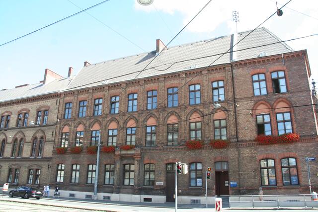 Das Duell ums Amtshaus geht in die letzte Runde. Am 11. Oktober entscheiden die Favoritner, wer Bezirksvorsteher wird.